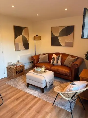 Tivoli Cottage Minutes From Ruh - Close To Centre-1