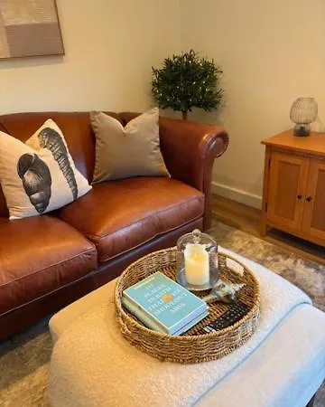 Tivoli Cottage Minutes From Ruh - Close To Centre-2